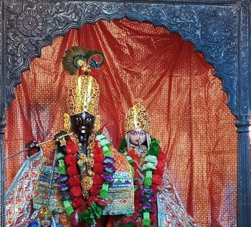 मंदिर की परंपराओं से छेड़खानी न करें प्रशासन ,,, श्रद्धालुओं ने दिया ज्ञापन,,, कलेक्टर बोले पुनः करें विचार,पन्ना से संवाद न्यूज ब्यूरो दीपक शर्मा की रिपोर्ट