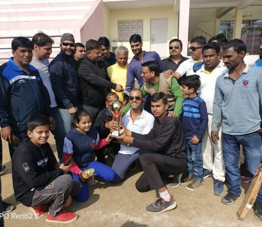 सद्भावना मैच मे दैनिक भास्कर इलेवन ने प्रेस क्लब मोरवा को 36 रनो से दी शिकस्त,सिंगरौली से संवाद न्यूज ब्यूरो गोबिन्द राज की रिपोर्ट