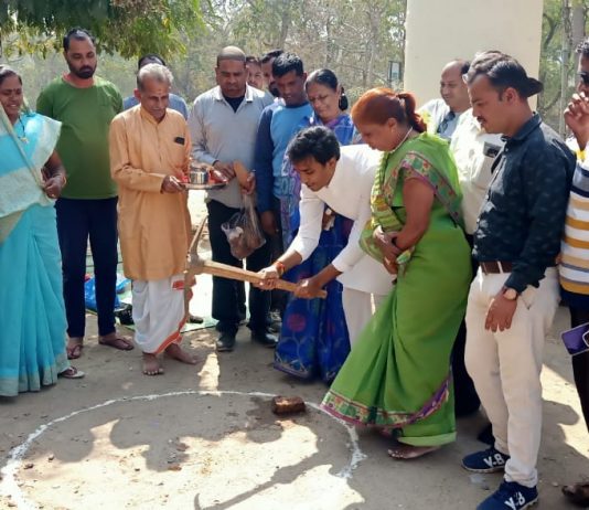 झाबुआ नगर के 4 वार्डों में 35 लाख के विकास कार्यों का किया भूमिपूजन झाबुआ से माणकलाल जैन की रिपोर्ट